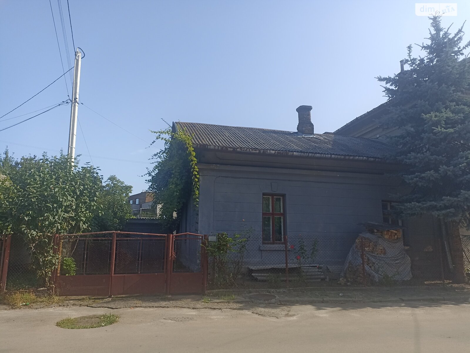 Комната в Львове, район Лычаковский улица Станция Лычаков 2 помесячно фото 1 Комната в Львове, район Лычаковский улица Станция Лычаков 2 помесячно фото 1