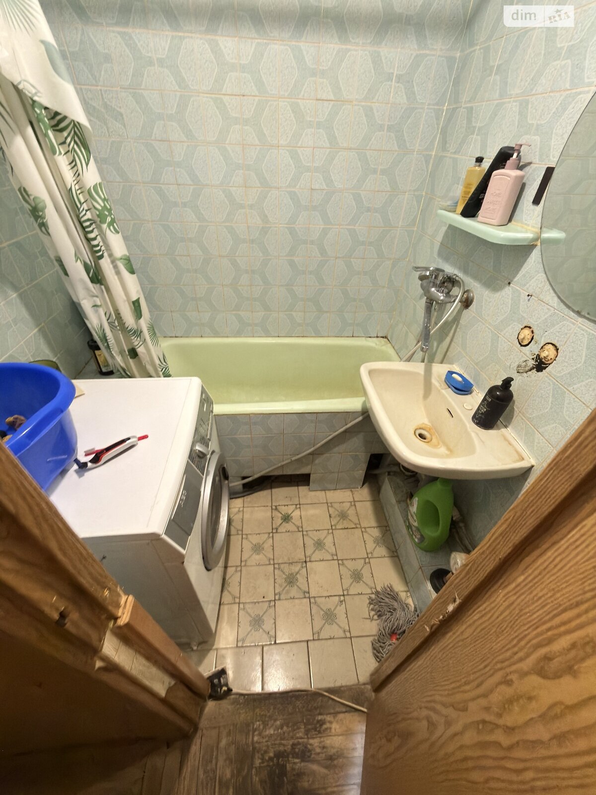 Комната проживание без хозяев в Львове, район Санта Барбара проспект Красной Калины 100 помесячно фото 1 Комната проживание без хозяев в Львове, район Санта Барбара проспект Красной Калины 100 помесячно фото 1