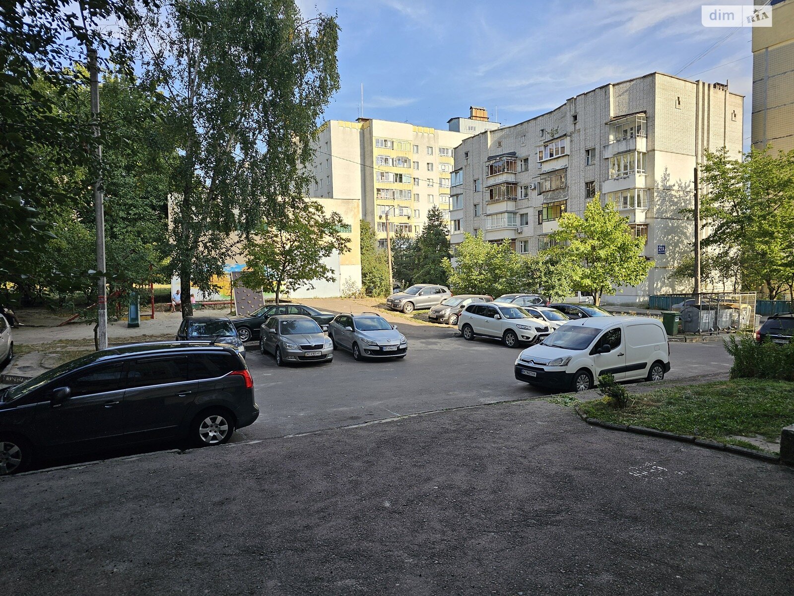 Кімната проживання без господарів в Львові, район Санта Барбара вулиця Михайла Гориня (Скрипника) 23 помісячно фото 1 Кімната проживання без господарів в Львові, район Санта Барбара вулиця Михайла Гориня (Скрипника) 23 помісячно фото 1
