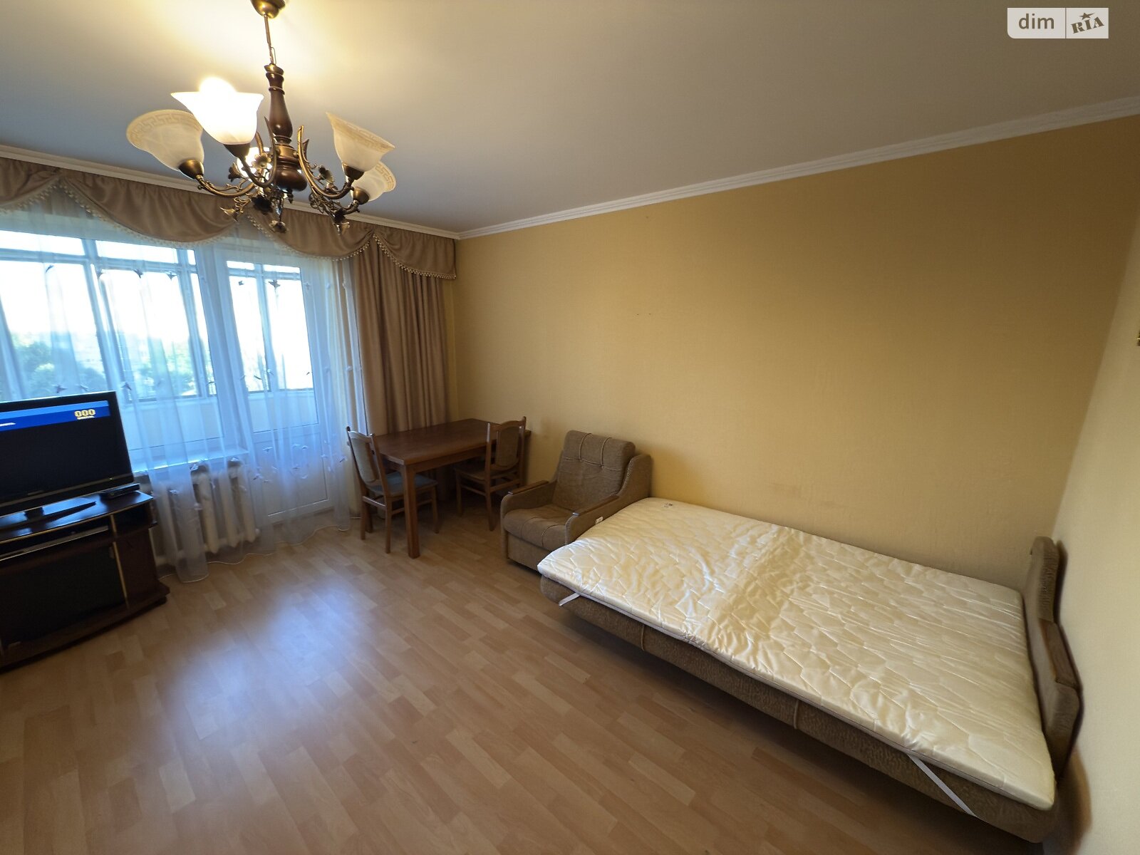 Кімната проживання без господарів в Львові, район Сихів вулиця Зубрівська 27 помісячно фото 1