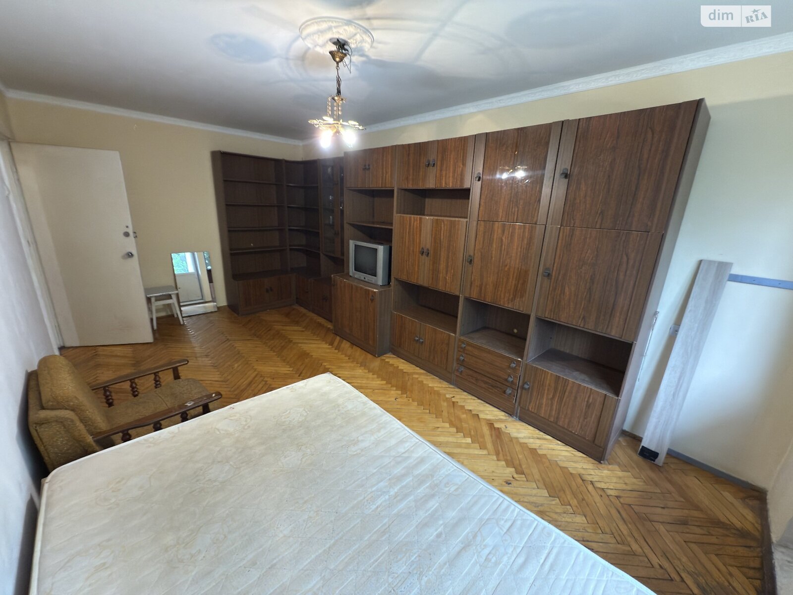 Комната проживание без хозяев в Львове, район Южный улица Кульчицкой 9 помесячно фото 1 Комната проживание без хозяев в Львове, район Южный улица Кульчицкой 9 помесячно фото 1