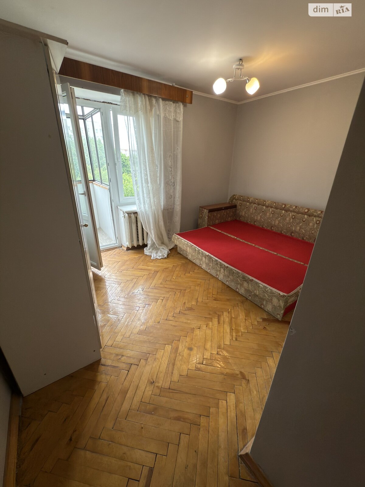 Кімната проживання без господарів в Львові, район Південний вулиця Петлюри Симона 4 помісячно фото 1 Кімната проживання без господарів в Львові, район Південний вулиця Петлюри Симона 4 помісячно фото 1