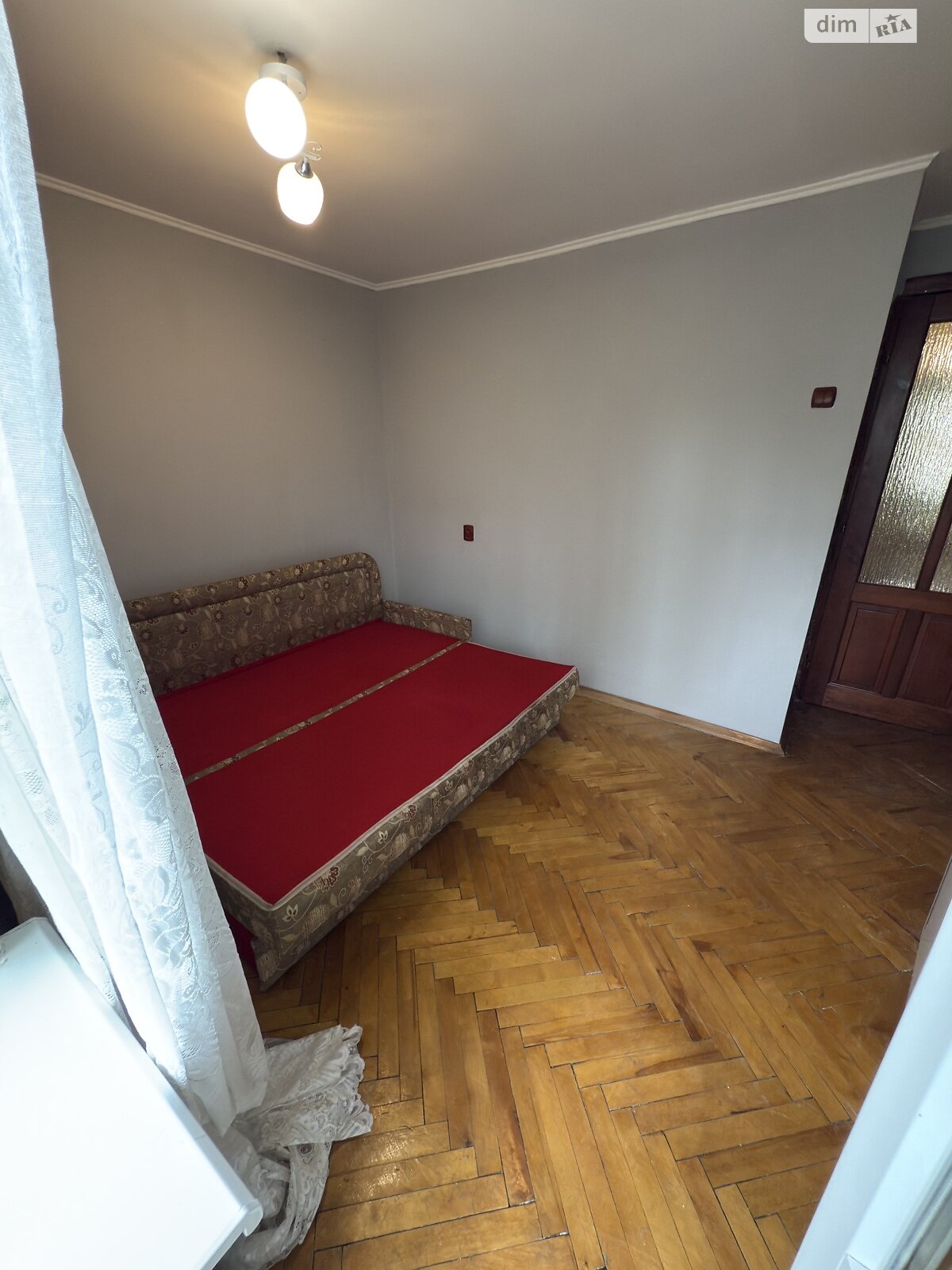 Кімната проживання без господарів в Львові, район Південний вулиця Петлюри Симона 4 помісячно фото 1 Кімната проживання без господарів в Львові, район Південний вулиця Петлюри Симона 4 помісячно фото 1