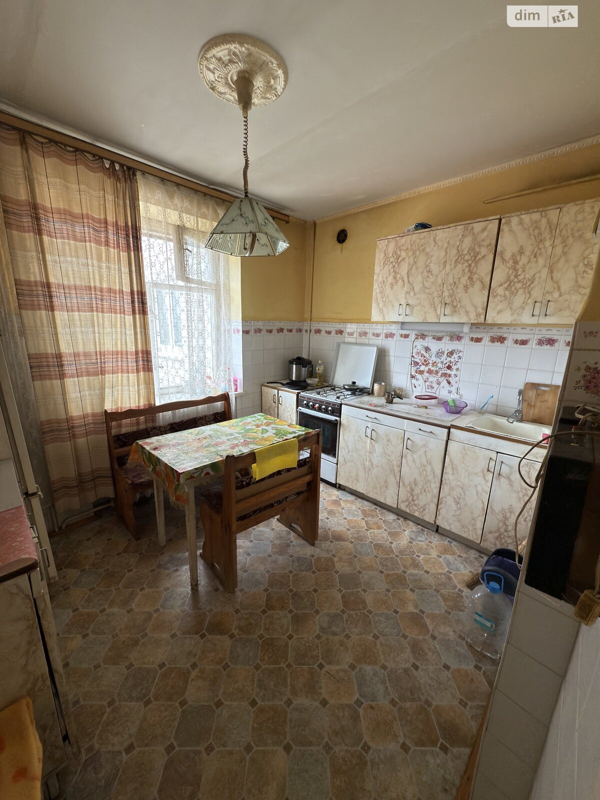 Комната проживание без хозяев в Львове, район Южный улица Садовая 9 помесячно фото 1 Комната проживание без хозяев в Львове, район Южный улица Садовая 9 помесячно фото 1