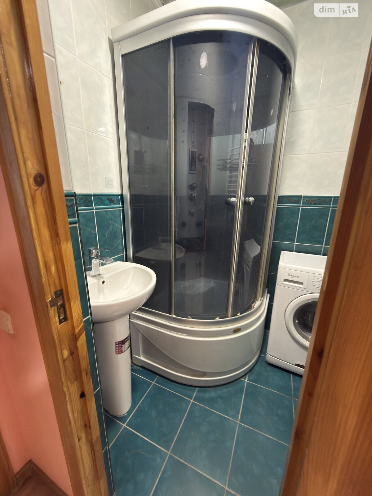 Кімната проживання без господарів в Львові, район Південний вулиця Виговського Івана 53 помісячно фото 1 Кімната проживання без господарів в Львові, район Південний вулиця Виговського Івана 53 помісячно фото 1