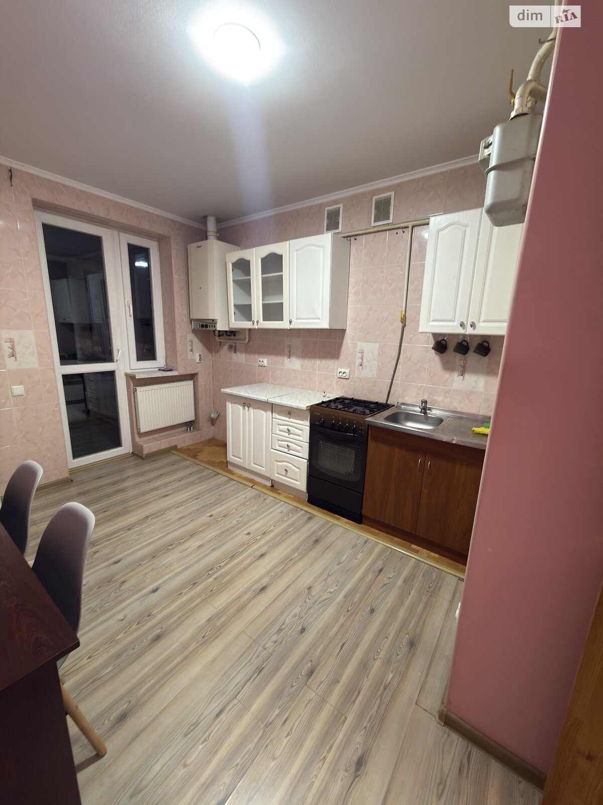 Кімната проживання без господарів в Львові, район Південний вулиця Виговського Івана 53 помісячно фото 1 Кімната проживання без господарів в Львові, район Південний вулиця Виговського Івана 53 помісячно фото 1