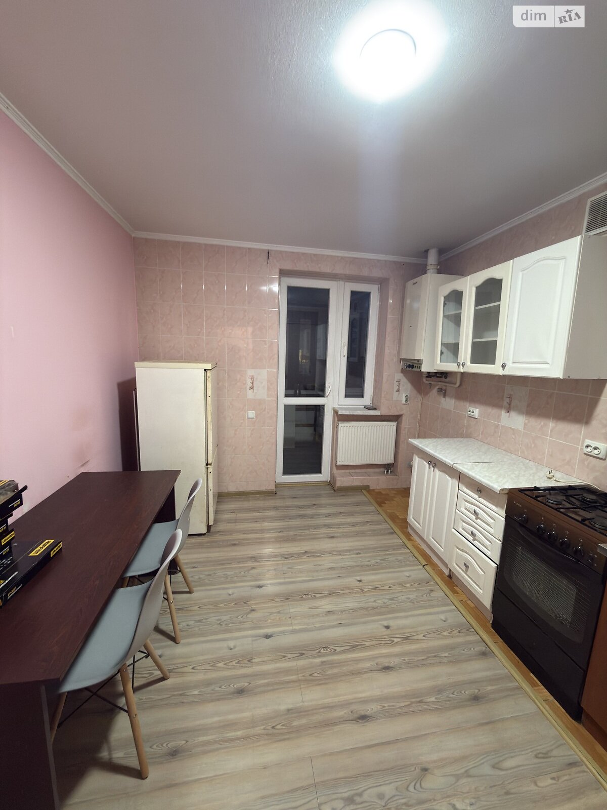 Кімната проживання без господарів в Львові, район Південний вулиця Виговського Івана 53 помісячно фото 1 Кімната проживання без господарів в Львові, район Південний вулиця Виговського Івана 53 помісячно фото 1