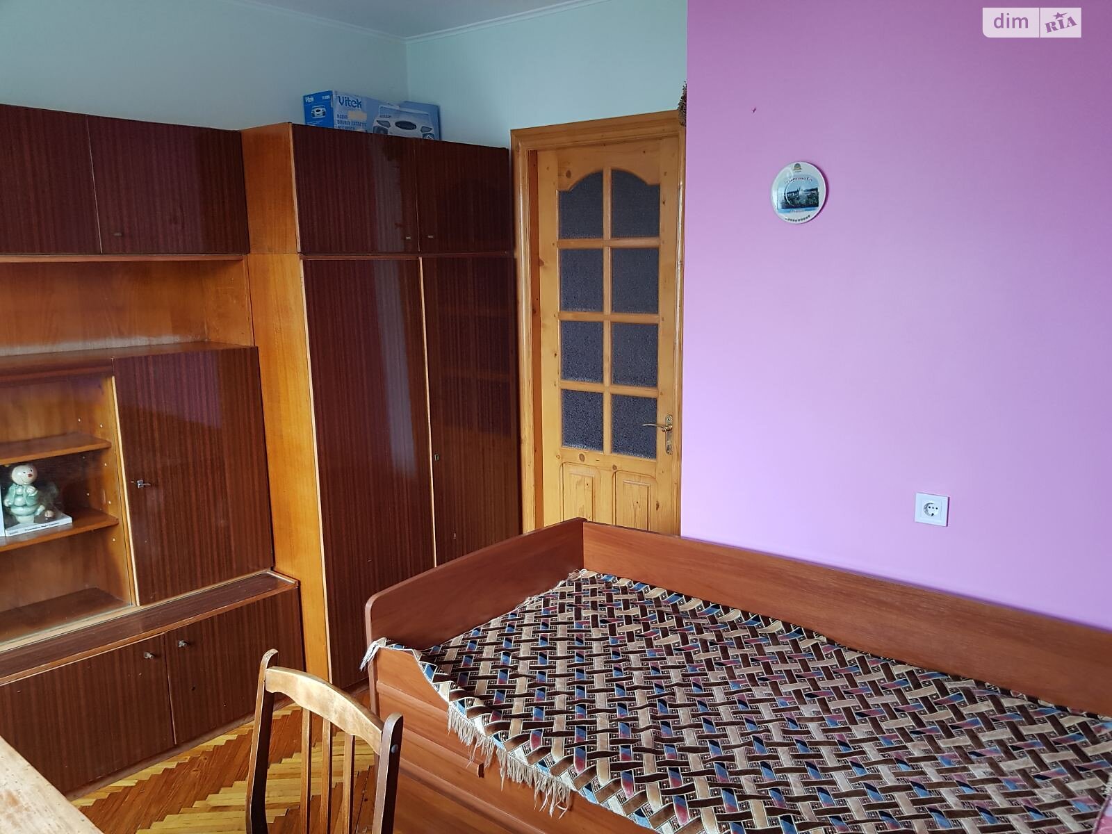 Комната в Львове, район Замарстынов улица Хвилевого Николая 3, кв. 3, помесячно фото 1 Комната в Львове, район Замарстынов улица Хвилевого Николая 3, кв. 3, помесячно фото 1