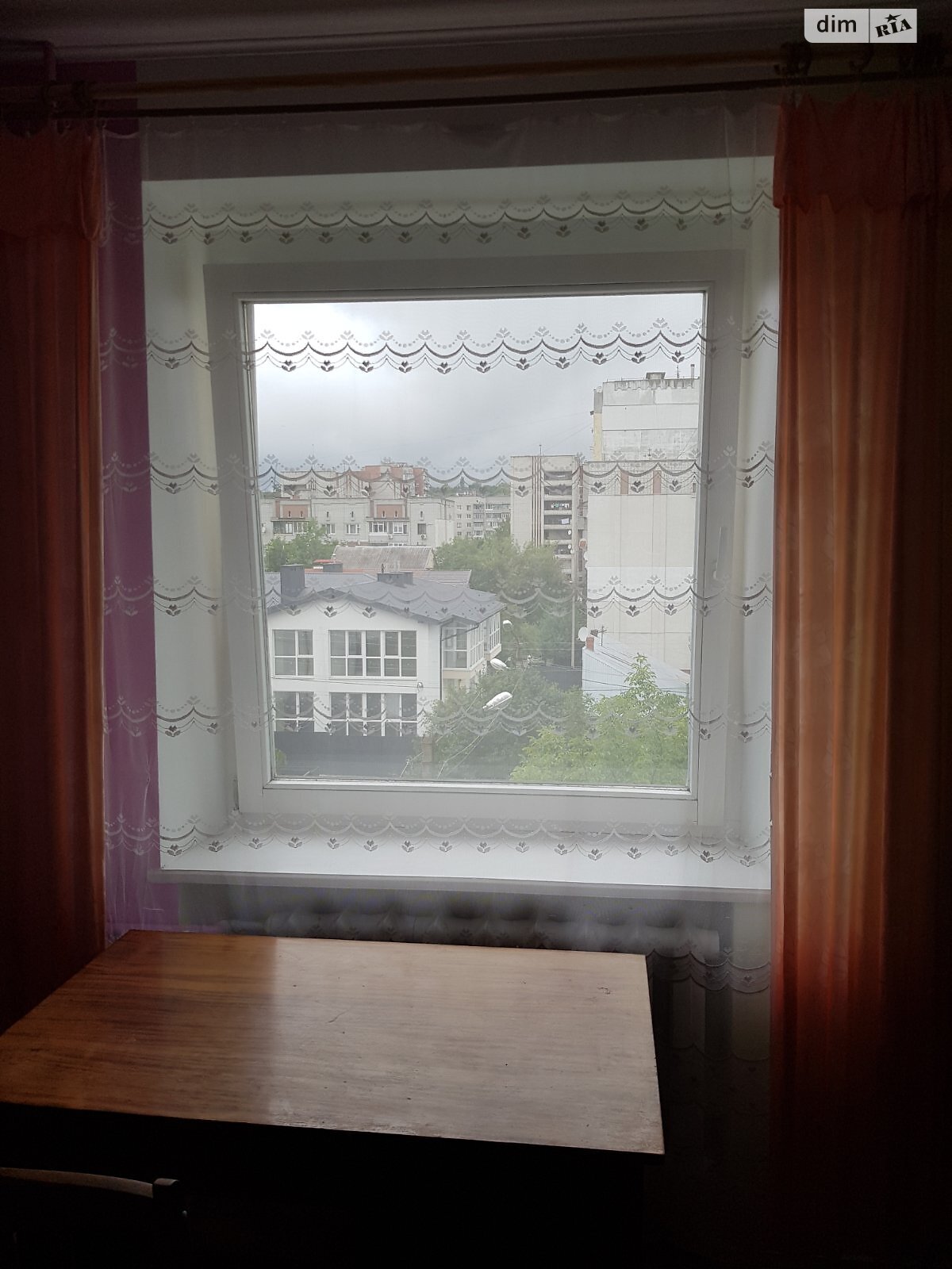 Комната в Львове, район Замарстынов улица Хвилевого Николая 3, кв. 3, помесячно фото 1 Комната в Львове, район Замарстынов улица Хвилевого Николая 3, кв. 3, помесячно фото 1