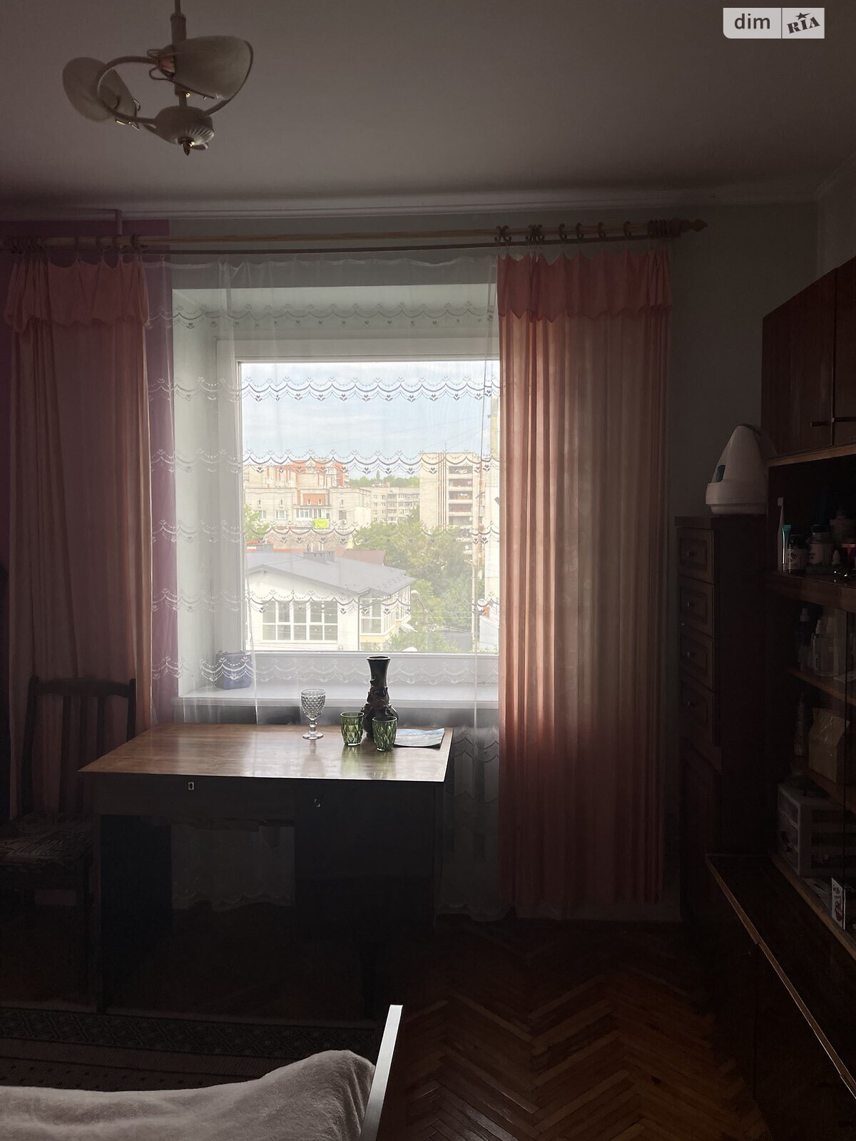 Комната в Львове, район Замарстынов улица Хвилевого Николая 3, кв. 3, помесячно фото 1 Комната в Львове, район Замарстынов улица Хвилевого Николая 3, кв. 3, помесячно фото 1