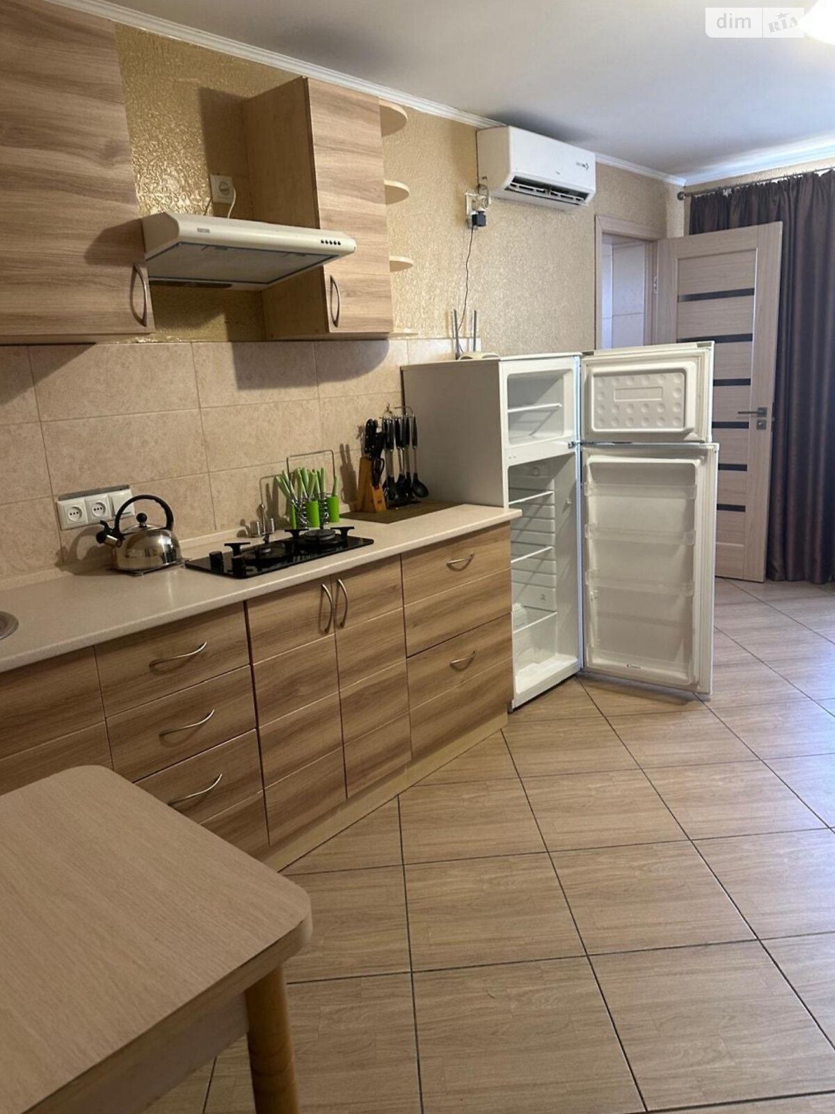 Комната в Одессе, район Большой Фонтан улица Люстдорфская дорога 213 помесячно фото 1 Комната в Одессе, район Большой Фонтан улица Люстдорфская дорога 213 помесячно фото 1