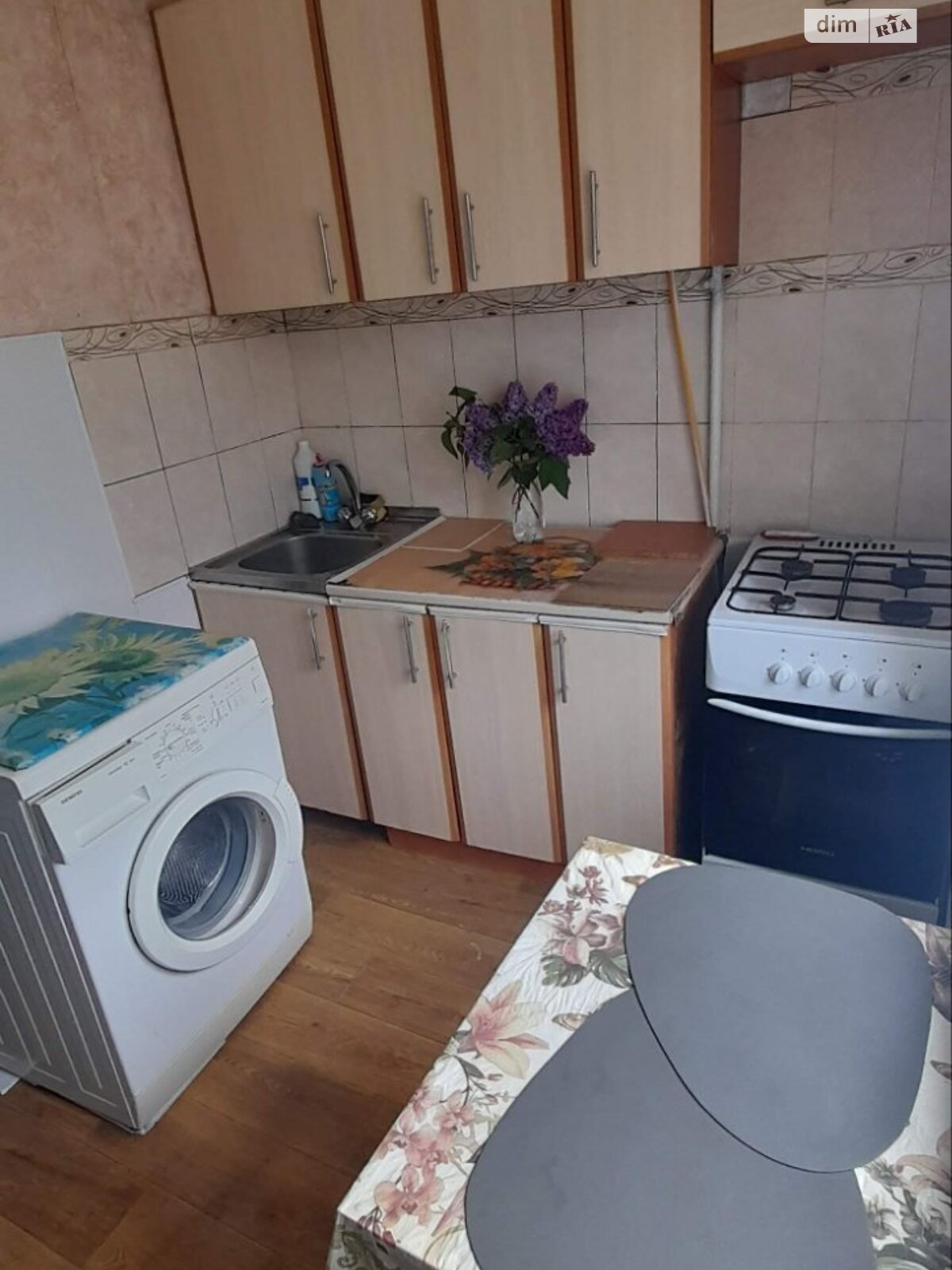 Кімната в Одесі, район Черемушки вулиця Олексія Вадатурського (Маршала Малиновського) помісячно фото 1 Кімната в Одесі, район Черемушки вулиця Олексія Вадатурського (Маршала Малиновського) помісячно фото 1