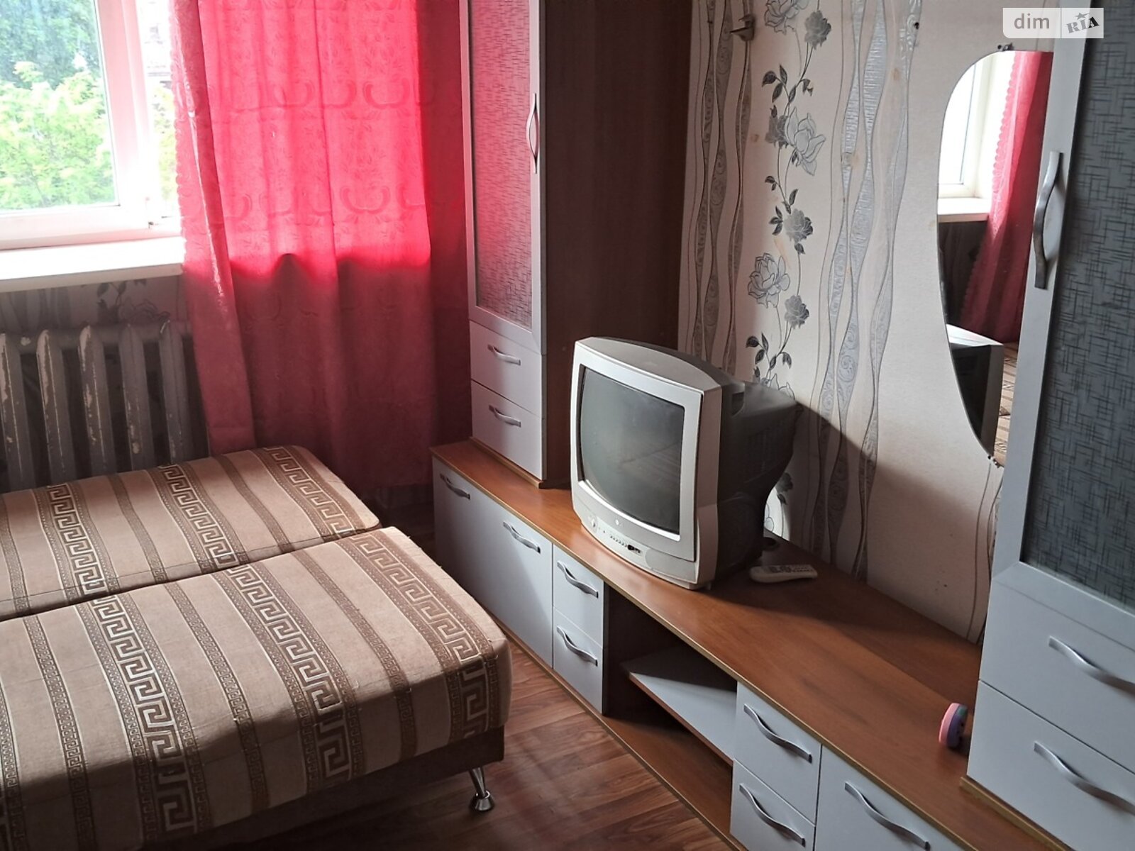 Комната в Одессе, район Хаджибейский улица Варненская 10А, кв. 14, помесячно фото 1 Комната в Одессе, район Хаджибейский улица Варненская 10А, кв. 14, помесячно фото 1