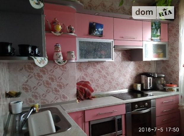 Комната в Одессе, район Киевский улица Ильфа и Петрова 49, помесячно фото 1 Комната в Одессе, район Киевский улица Ильфа и Петрова 49, помесячно фото 1