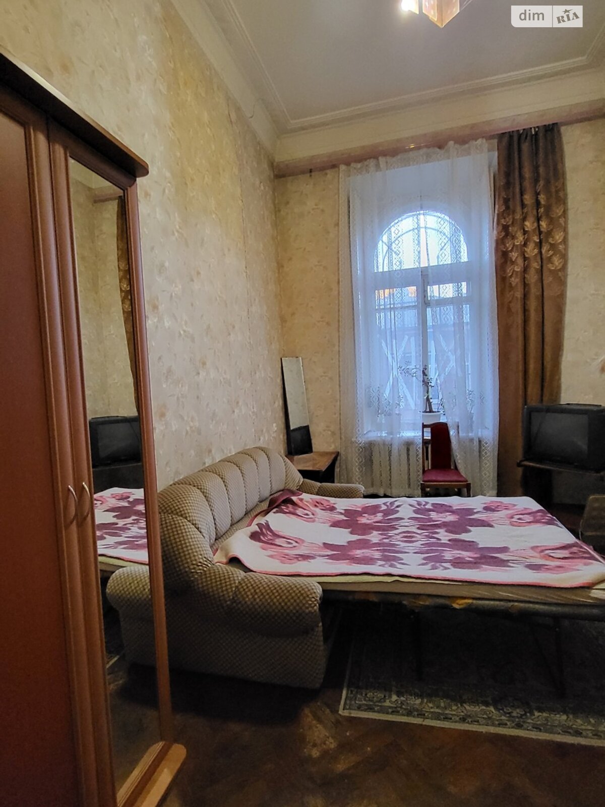 Комната в Одессе, район Приморский площадь Льва Толстого помесячно фото 1 Комната в Одессе, район Приморский площадь Льва Толстого помесячно фото 1