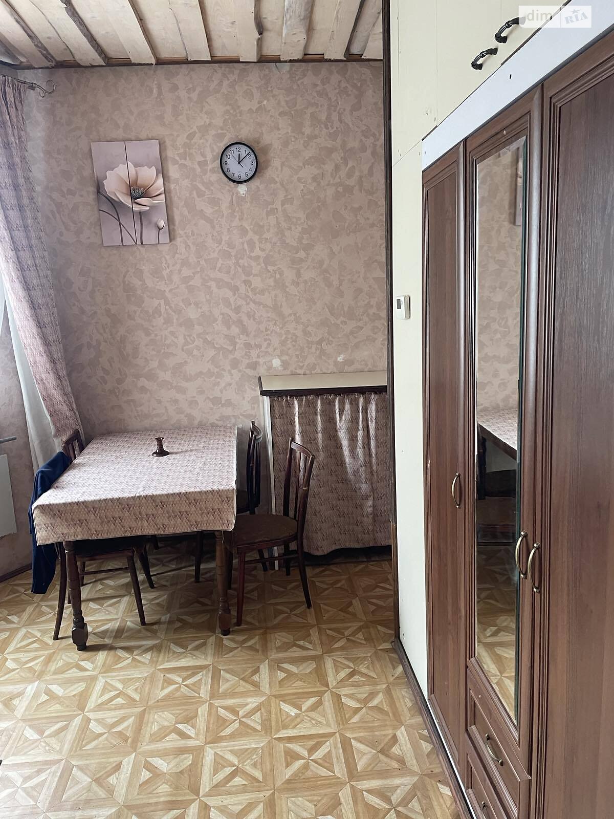Кімната в Підбірцях, вулиця Героя України Романа Шухевича помісячно фото 1 Кімната в Підбірцях, вулиця Героя України Романа Шухевича помісячно фото 1