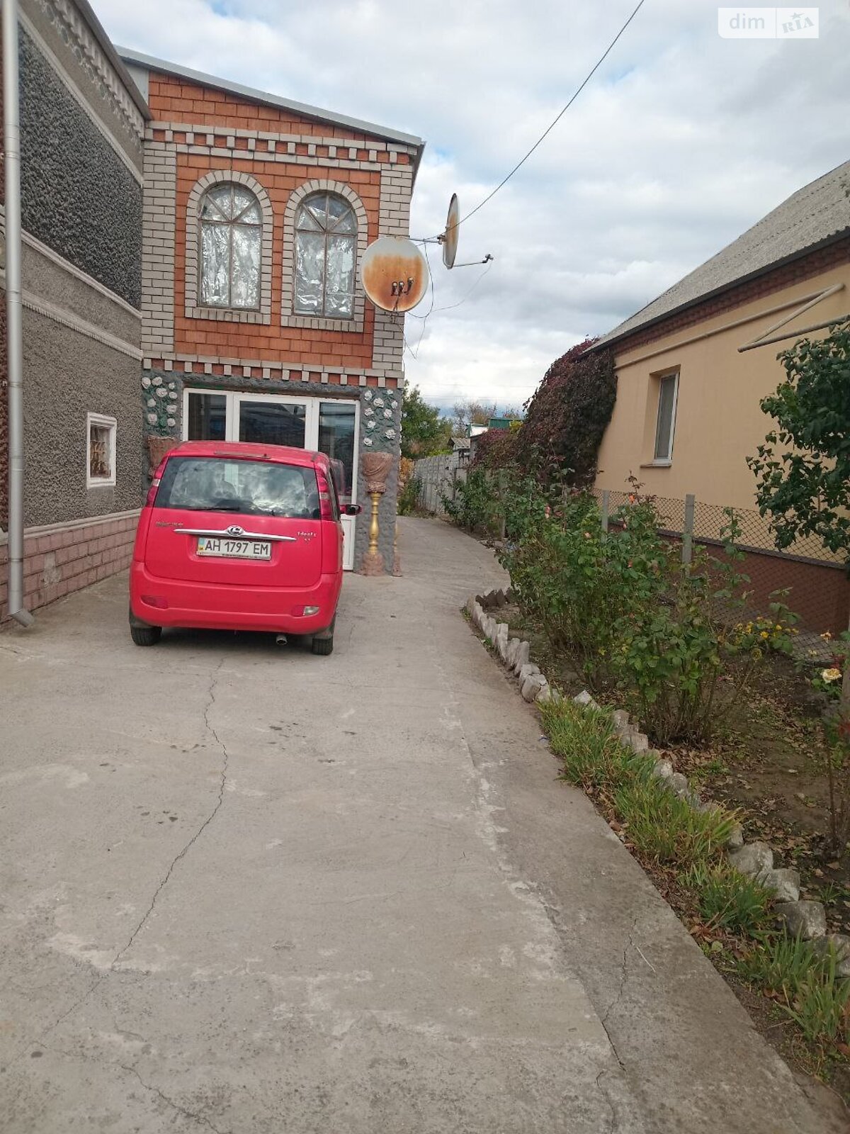 Кімната в Підгородньому, вулиця Мальовнича (Ювілейна) помісячно фото 1 Кімната в Підгородньому, вулиця Мальовнича (Ювілейна) помісячно фото 1