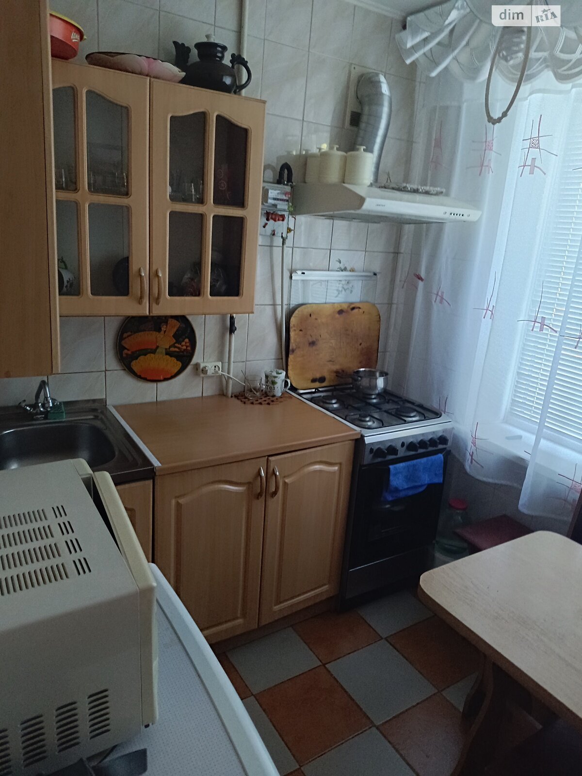 Комната в Полтаве, район Алмазный улица Великотырновская 4 помесячно фото 1 Комната в Полтаве, район Алмазный улица Великотырновская 4 помесячно фото 1