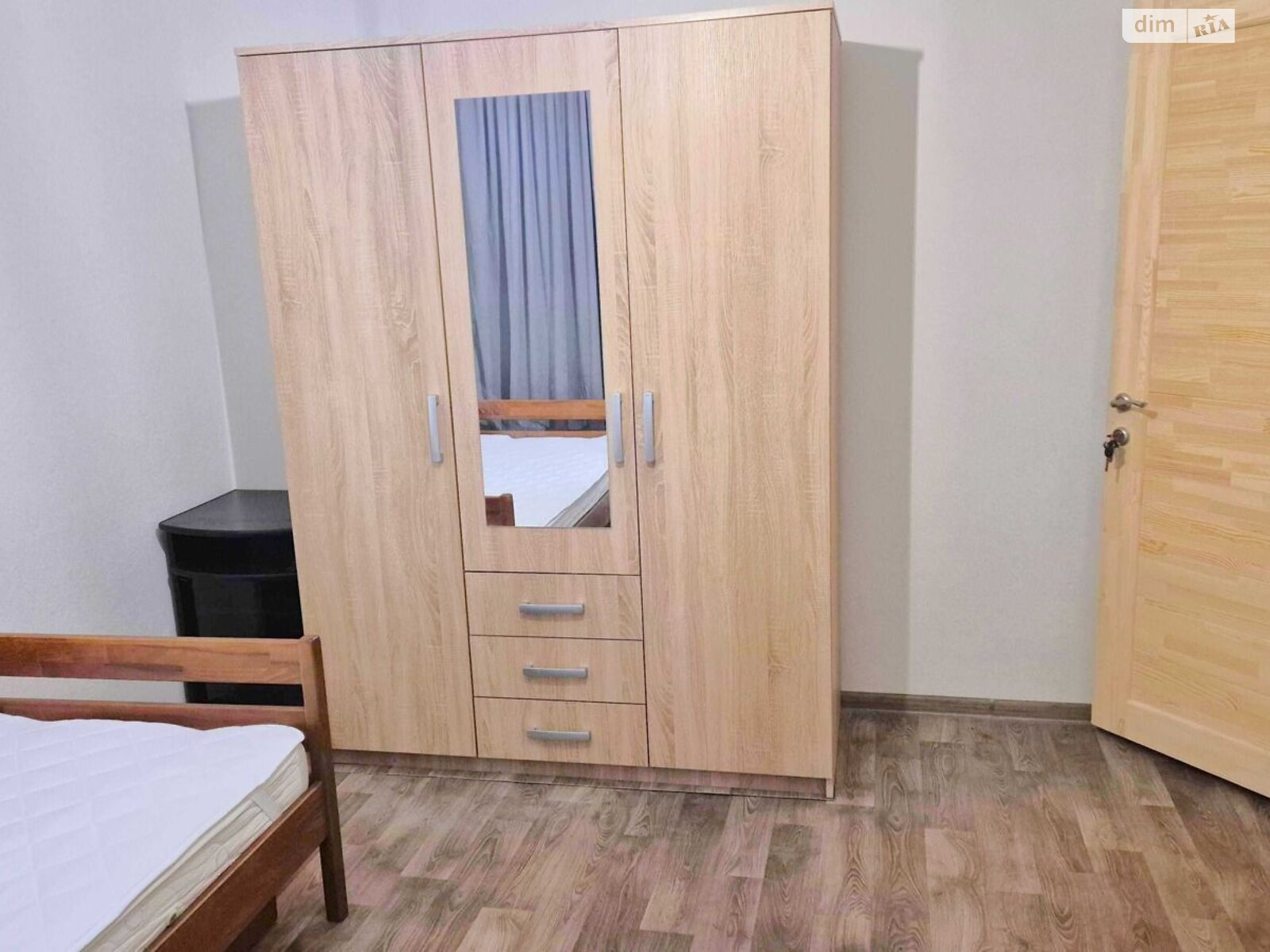 Кімната в Полтаві, район Левада вулиця Хмельницького Богдана помісячно фото 1 Кімната в Полтаві, район Левада вулиця Хмельницького Богдана помісячно фото 1
