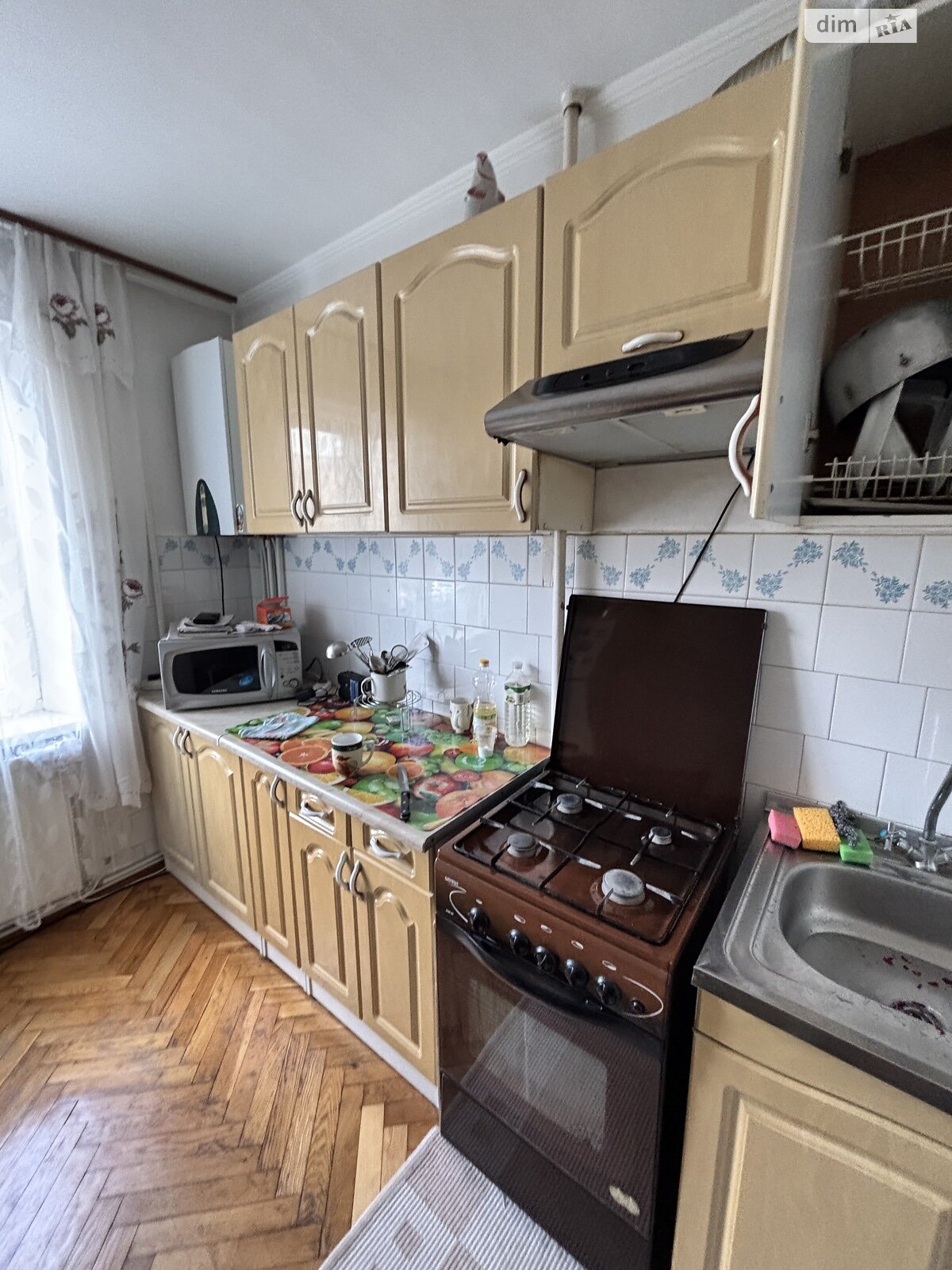 Кімната в Тернополі, район Аляска вулиця Симоненка Василя 4 помісячно фото 1 Кімната в Тернополі, район Аляска вулиця Симоненка Василя 4 помісячно фото 1