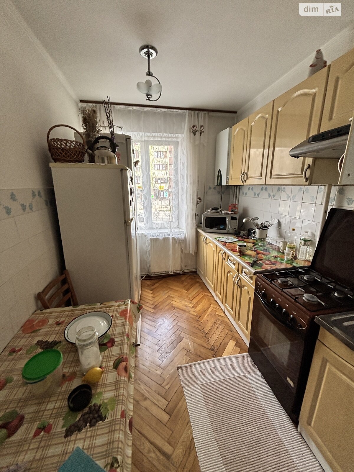 Кімната в Тернополі, район Аляска вулиця Симоненка Василя 4 помісячно фото 1 Кімната в Тернополі, район Аляска вулиця Симоненка Василя 4 помісячно фото 1