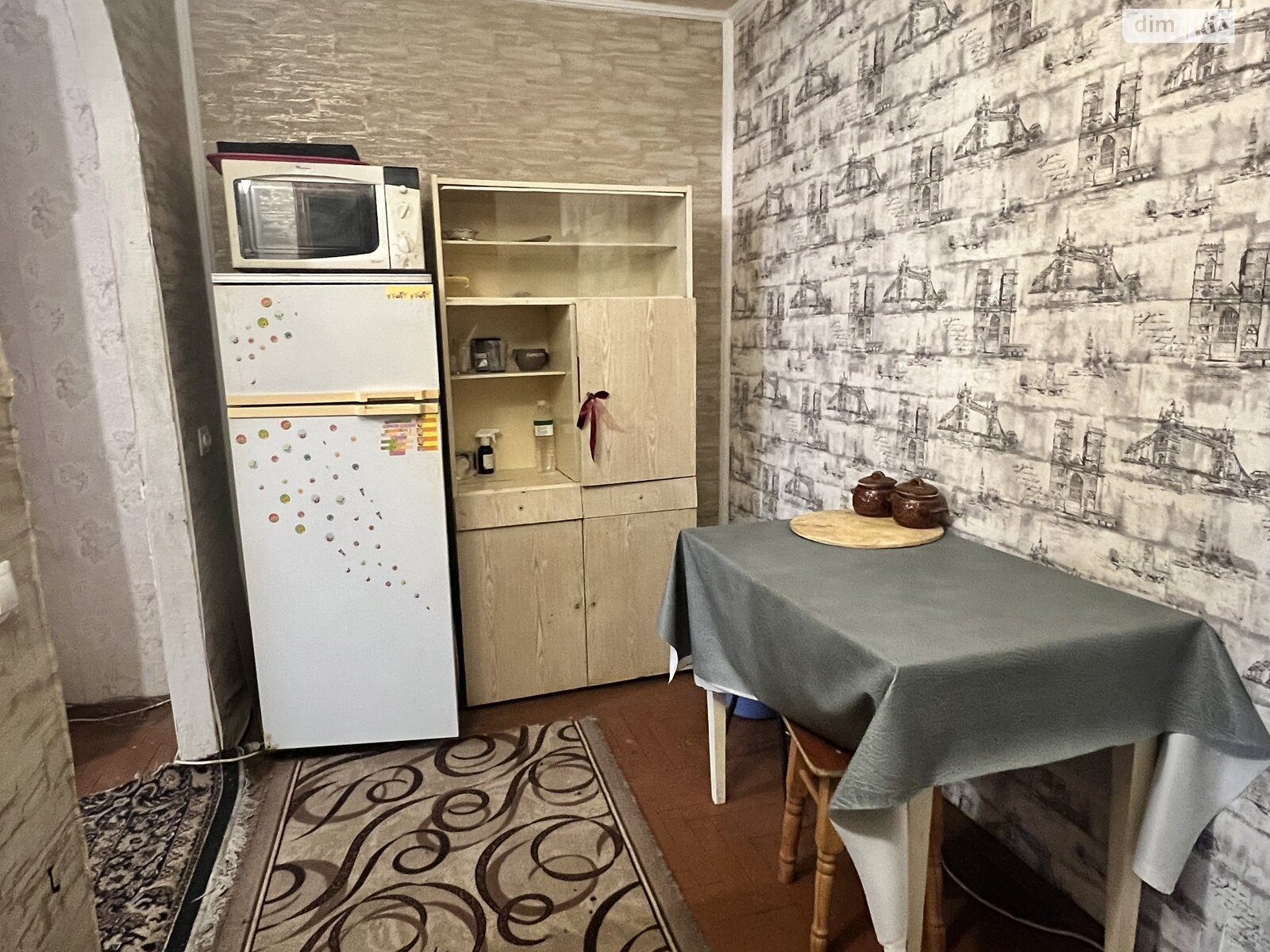 Комната в Тернополе, район Бам улица Лепкого Богдана 3 помесячно фото 1 Комната в Тернополе, район Бам улица Лепкого Богдана 3 помесячно фото 1