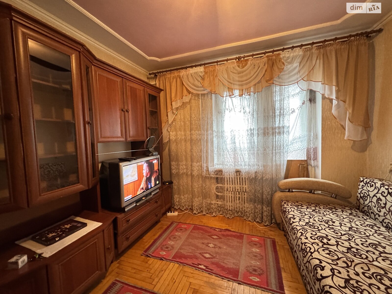 Кімната в Тернополі, район Промисловий Північний вулиця Лук’яновича Дениса помісячно фото 1 Кімната в Тернополі, район Промисловий Північний вулиця Лук’яновича Дениса помісячно фото 1