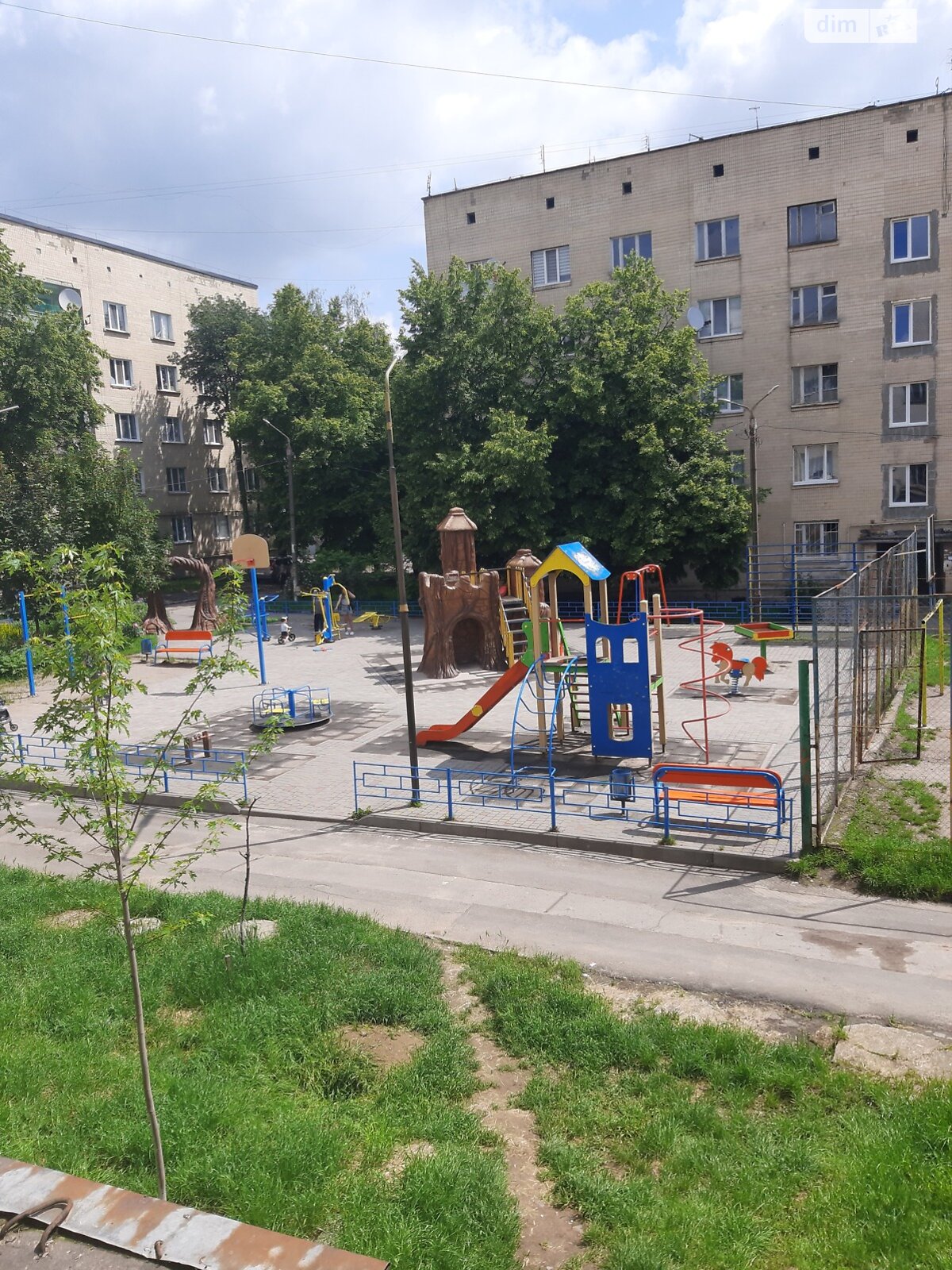 Кімната в Вінниці, район Слов’янка вулиця Лялі Ратушної 132 помісячно фото 1 Кімната в Вінниці, район Слов’янка вулиця Лялі Ратушної 132 помісячно фото 1