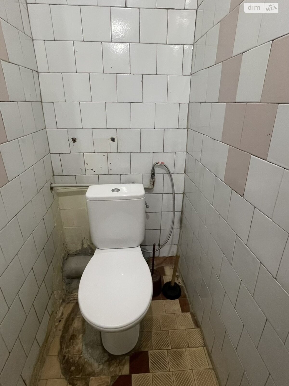 Комната проживание без хозяев в Виннице, район Славянка улица Ляли Ратушной 132 помесячно фото 1 Комната проживание без хозяев в Виннице, район Славянка улица Ляли Ратушной 132 помесячно фото 1