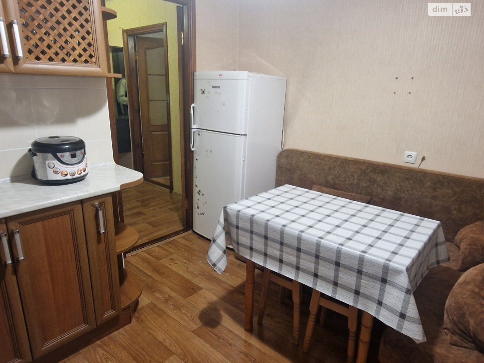 Комната проживание без хозяев в Виннице, район Свердловский массив улица Матроса Кошки 57 помесячно фото 1 Комната проживание без хозяев в Виннице, район Свердловский массив улица Матроса Кошки 57 помесячно фото 1