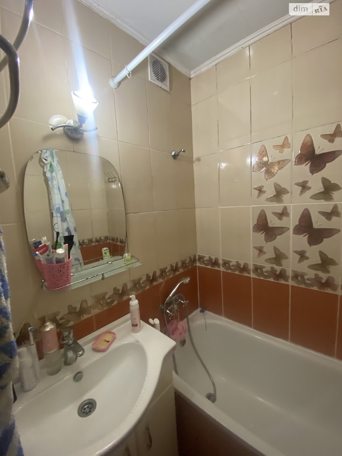 Комната проживание без хозяев в Виннице, район Свердловский массив улица Матроса Кошки 40 помесячно фото 1