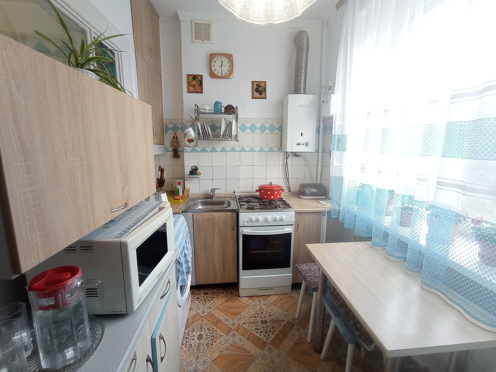 Комната в Виннице, район Центр улица Николая Оводова (Козицкого) помесячно фото 1 Комната в Виннице, район Центр улица Николая Оводова (Козицкого) помесячно фото 1