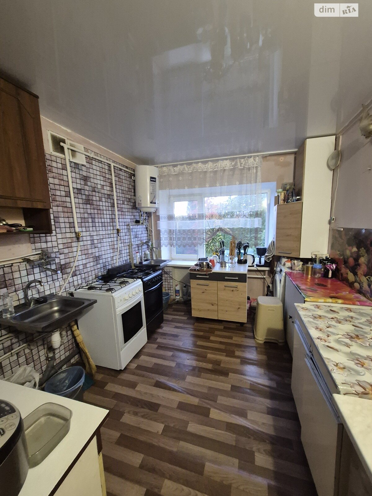 Кімната в Вінниці, район Військове містечко вулиця Антонова Олега (Карла Маркса) помісячно фото 1 Кімната в Вінниці, район Військове містечко вулиця Антонова Олега (Карла Маркса) помісячно фото 1