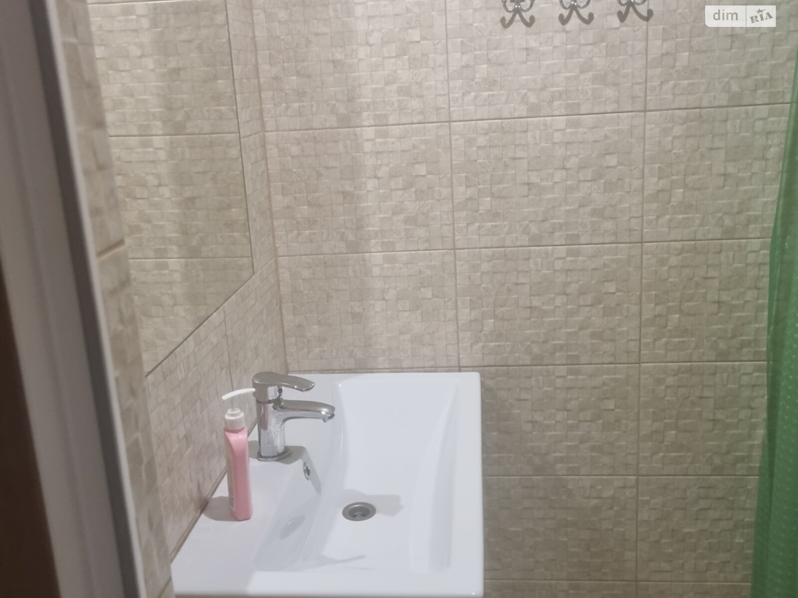 Комната в Виноградове, район Виноградов улица Кубикова (Ватутина) 59, кв. 59, помесячно фото 1 Комната в Виноградове, район Виноградов улица Кубикова (Ватутина) 59, кв. 59, помесячно фото 1