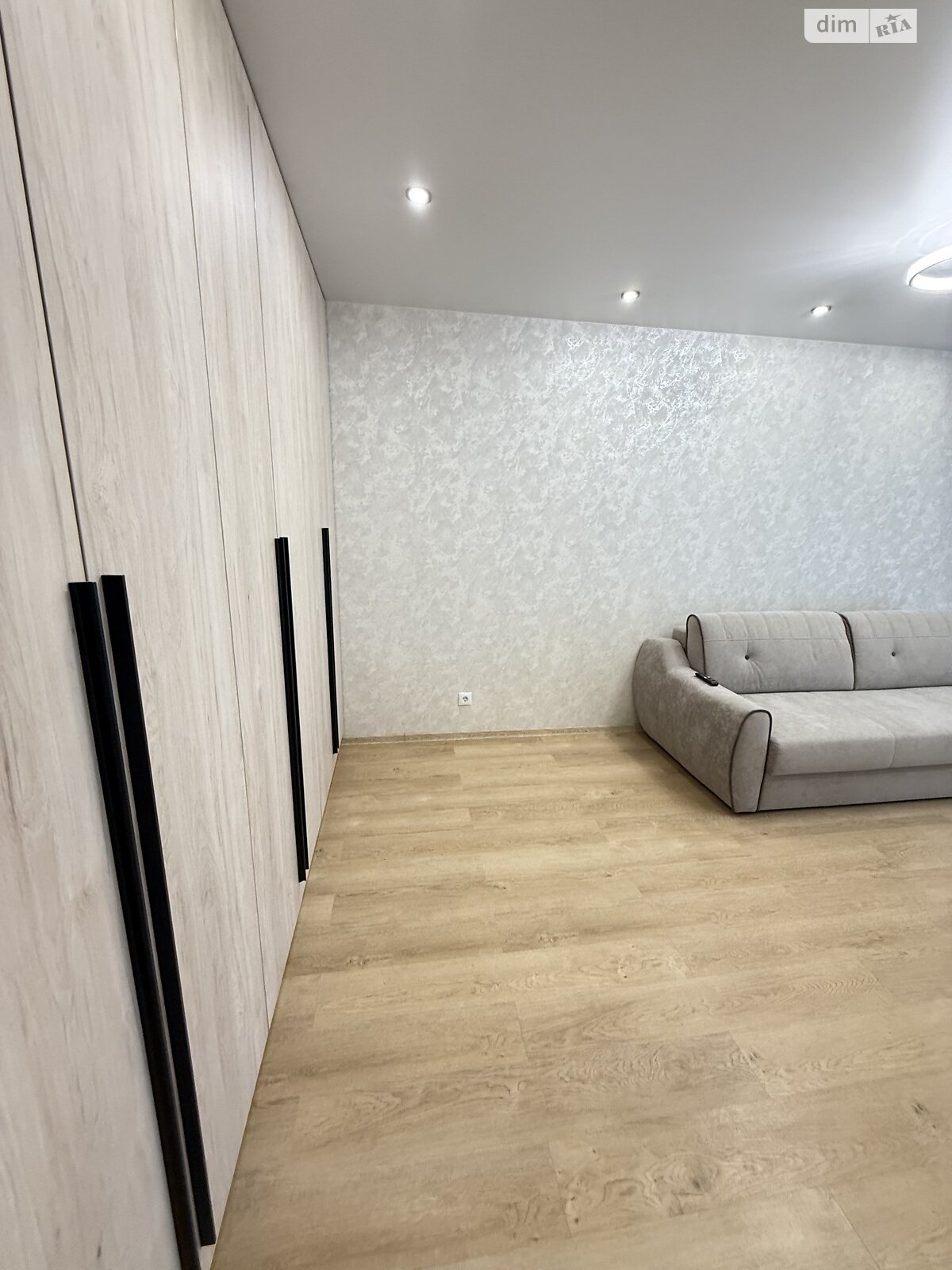 двухкомнатная квартира в Агрономичном, на ул. Юзвинская 39 в аренду на долгий срок помесячно фото 1