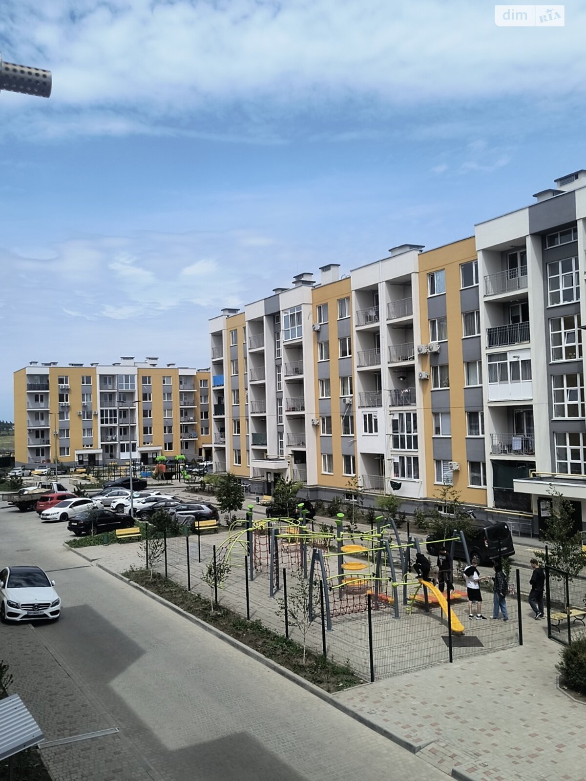 однокімнатна квартира в Авангарді, на вул. Європейська 24 в довготривалу оренду помісячно фото 1 однокімнатна квартира в Авангарді, на вул. Європейська 24 в довготривалу оренду помісячно фото 1