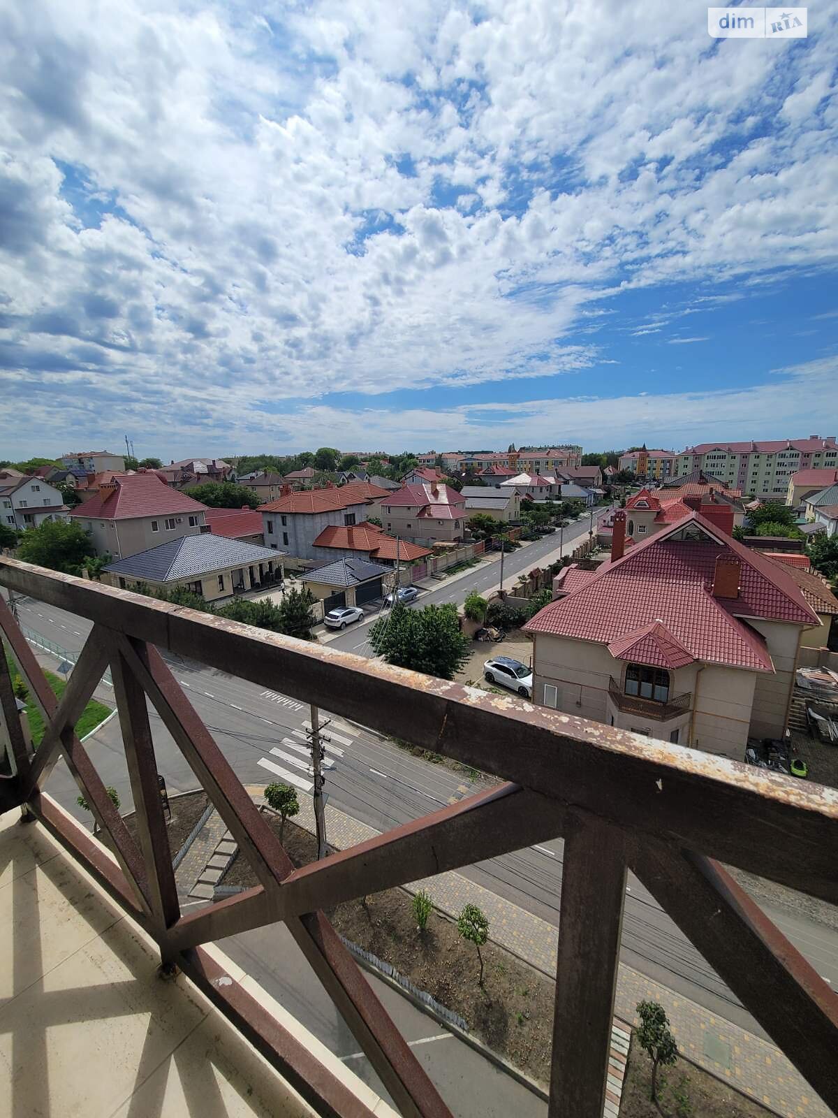 однокімнатна квартира в Авангарді, на вул. Тиха 3 в довготривалу оренду помісячно фото 1 однокімнатна квартира в Авангарді, на вул. Тиха 3 в довготривалу оренду помісячно фото 1