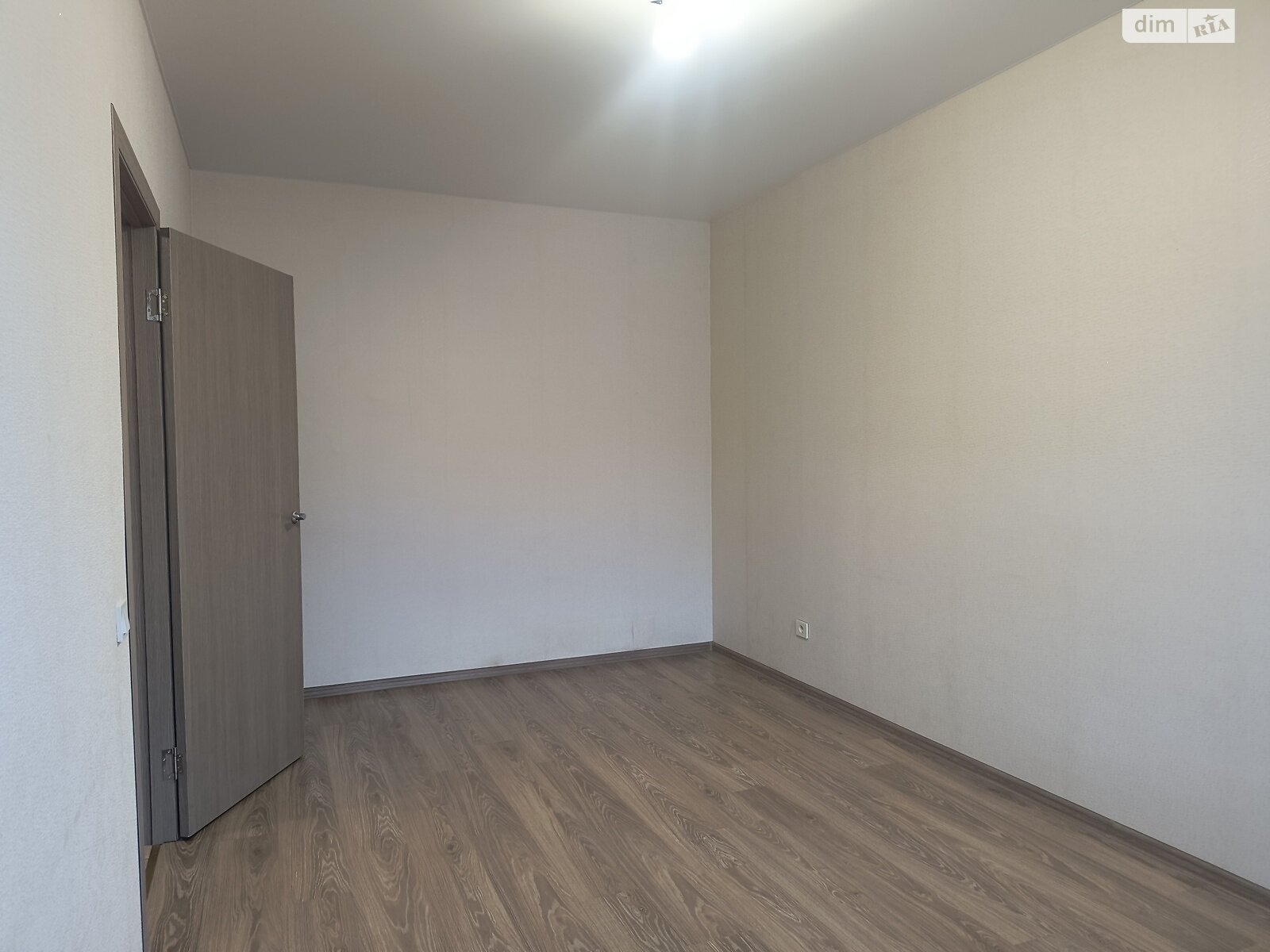 однокомнатная квартира без мебели в Авангарде, на ул. Торговая 21 в аренду на долгий срок помесячно фото 1