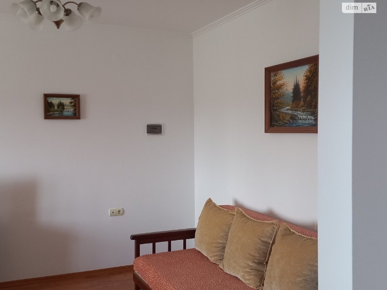 однокомнатная квартира в Барвинке, на ул. Ужгородская в аренду на долгий срок помесячно фото 1