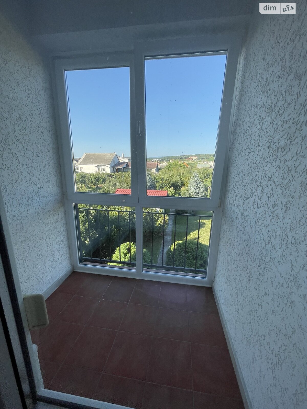 однокомнатная квартира в Барвинке, на ул. Ужгородская в аренду на долгий срок помесячно фото 1