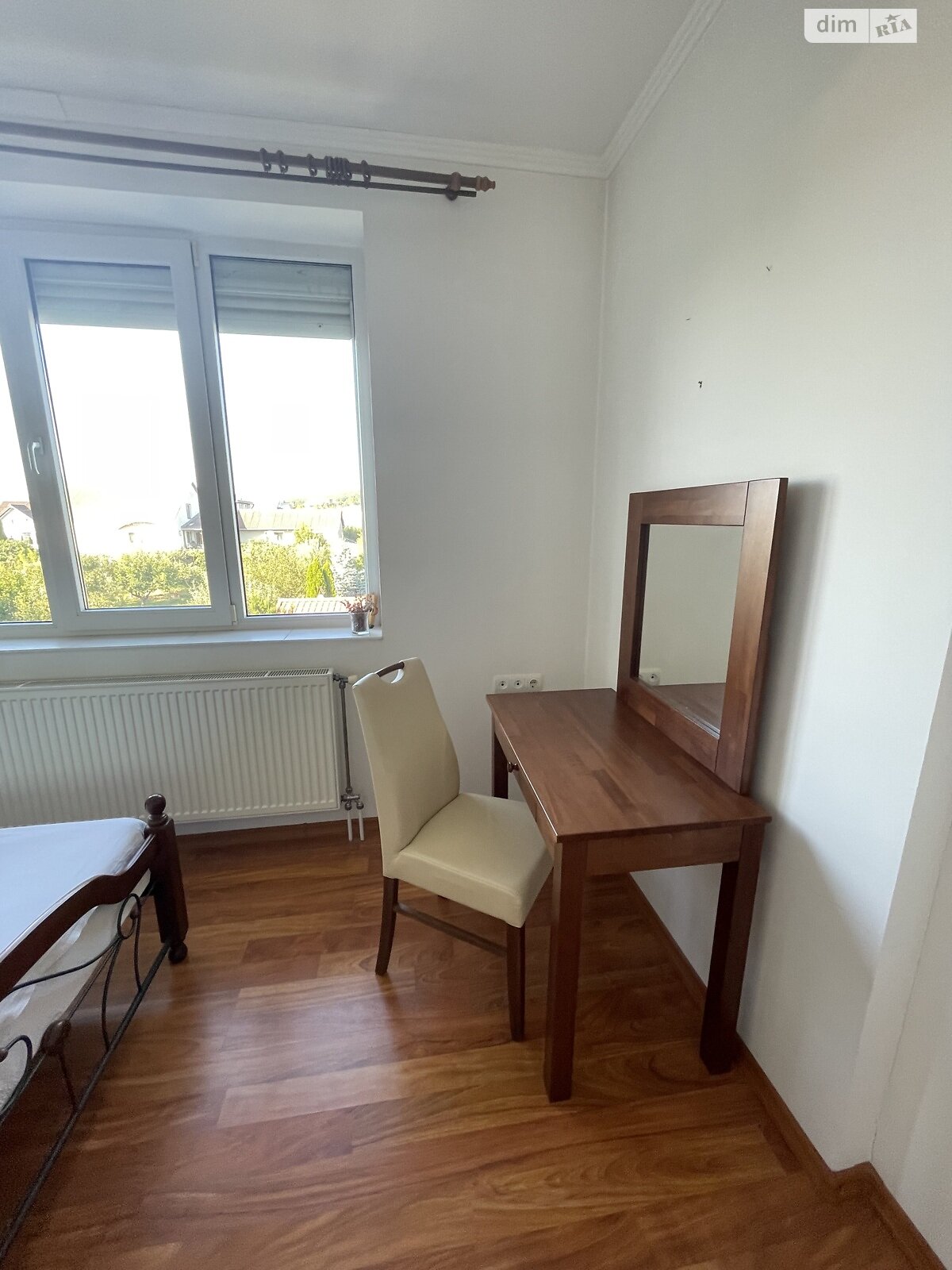 однокомнатная квартира в Барвинке, на ул. Ужгородская в аренду на долгий срок помесячно фото 1