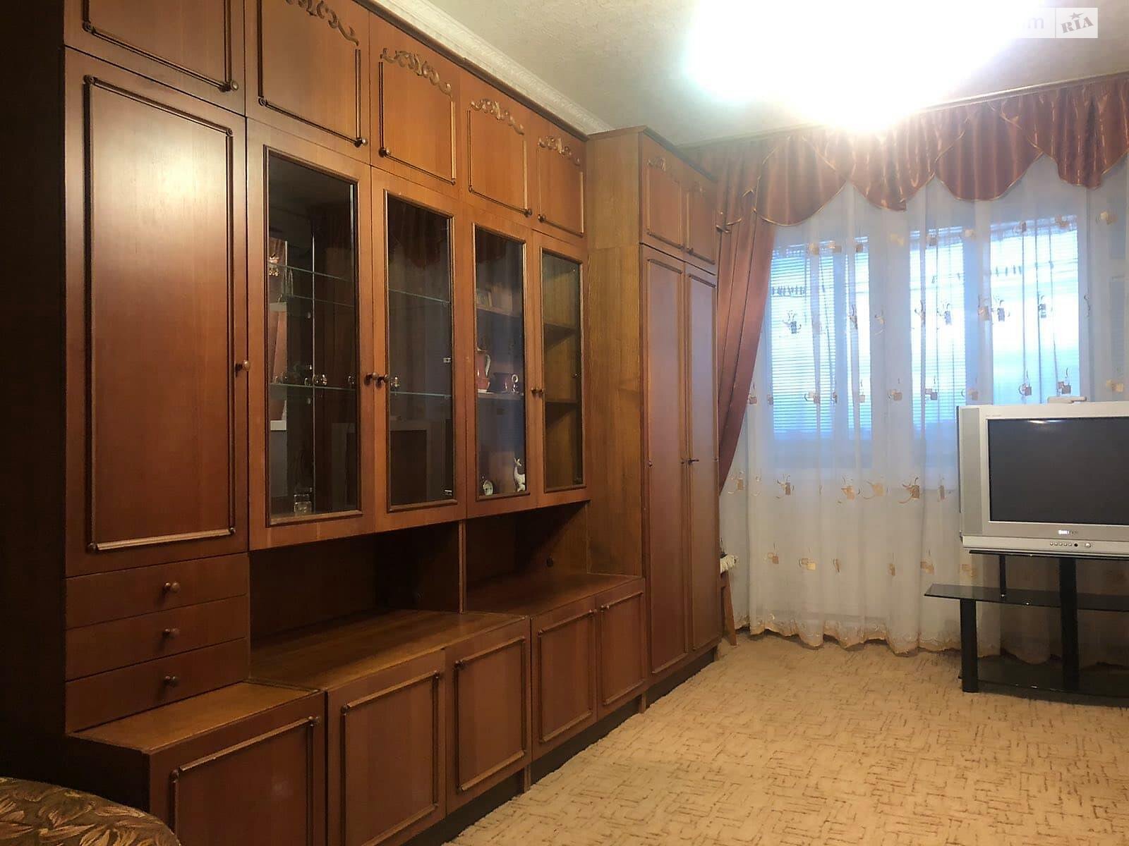 двокімнатна квартира в Білій Церкві, район 3 мікрорайон, на вул. Чорних Запорожців 18 в довготривалу оренду помісячно фото 1 двокімнатна квартира в Білій Церкві, район 3 мікрорайон, на вул. Чорних Запорожців 18 в довготривалу оренду помісячно фото 1