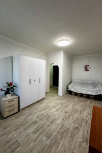 однокомнатная квартира в Белой Церкви, район 4 микрорайон, на ул. Зенитного полка в аренду на долгий срок помесячно фото 2 однокомнатная квартира в Белой Церкви, район 4 микрорайон, на ул. Зенитного полка в аренду на долгий срок помесячно фото 2