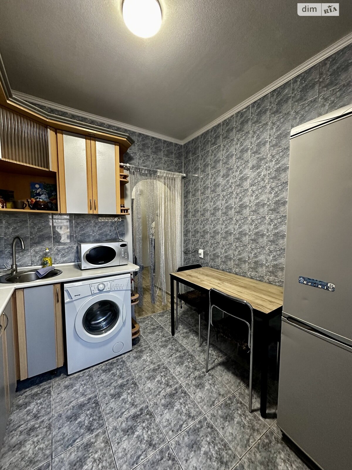 однокомнатная квартира в Белой Церкви, район 4 микрорайон, на ул. Зенитного полка в аренду на долгий срок помесячно фото 1 однокомнатная квартира в Белой Церкви, район 4 микрорайон, на ул. Зенитного полка в аренду на долгий срок помесячно фото 1