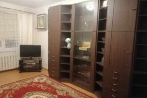 трикімнатна квартира в Білій Церкві, район ДНС, на вул. Сломчинського 9 в довготривалу оренду помісячно фото 2