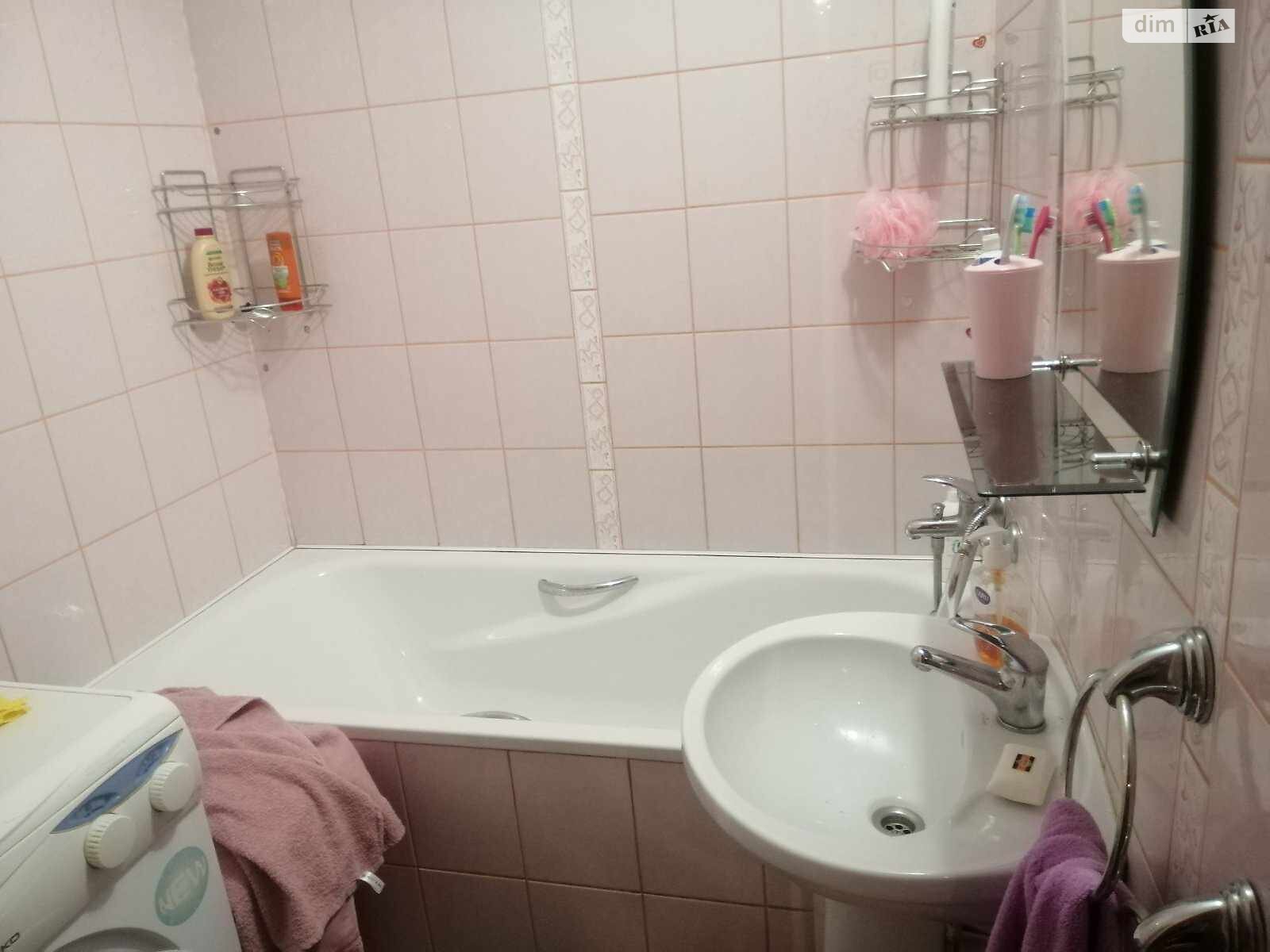 трикімнатна квартира в Білій Церкві, район ДНС, на вул. Сломчинського 9 в довготривалу оренду помісячно фото 1 трикімнатна квартира в Білій Церкві, район ДНС, на вул. Сломчинського 9 в довготривалу оренду помісячно фото 1