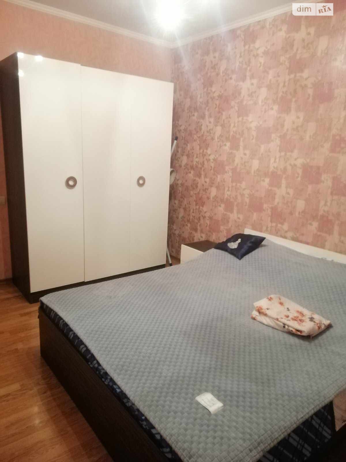 трикімнатна квартира в Білій Церкві, район ДНС, на вул. Сломчинського 9 в довготривалу оренду помісячно фото 1 трикімнатна квартира в Білій Церкві, район ДНС, на вул. Сломчинського 9 в довготривалу оренду помісячно фото 1