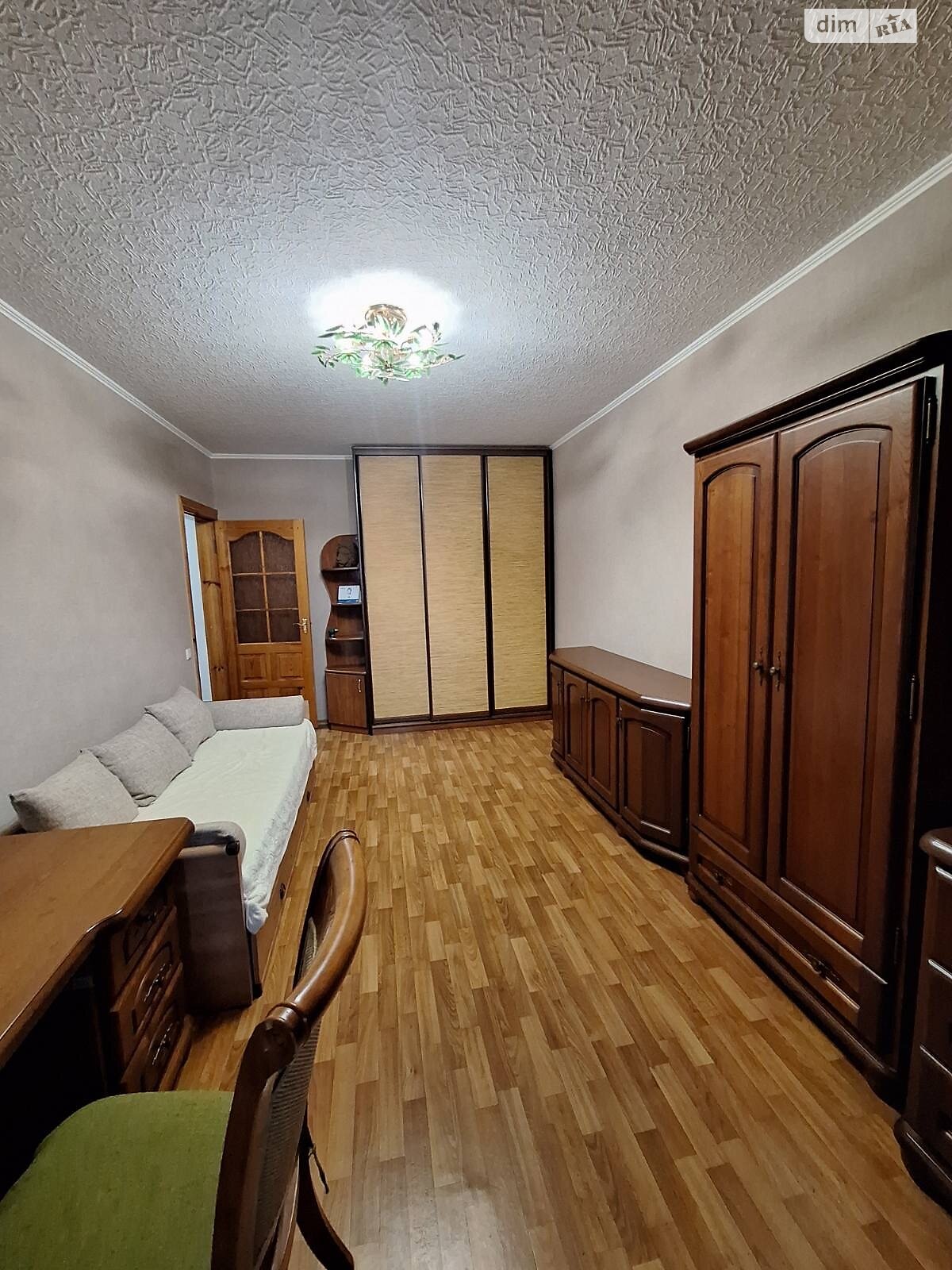 трехкомнатная квартира в Белой Церкви, район ДНС, на ул. Василия Стуса 76 в аренду на долгий срок помесячно фото 1 трехкомнатная квартира в Белой Церкви, район ДНС, на ул. Василия Стуса 76 в аренду на долгий срок помесячно фото 1