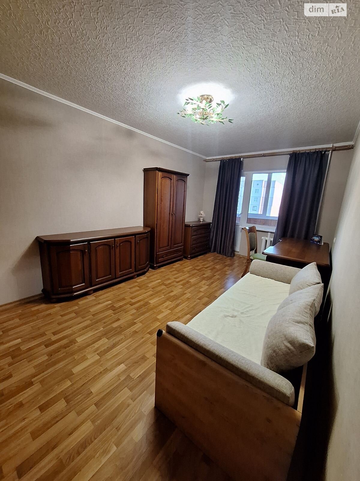 трехкомнатная квартира в Белой Церкви, район ДНС, на ул. Василия Стуса 76 в аренду на долгий срок помесячно фото 1 трехкомнатная квартира в Белой Церкви, район ДНС, на ул. Василия Стуса 76 в аренду на долгий срок помесячно фото 1
