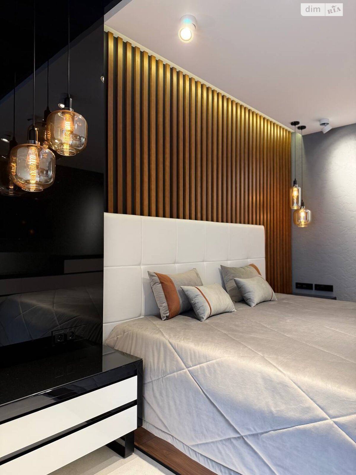 трехкомнатная квартира в Белой Церкви, район ДНС, на ул. Зеленая 25 в аренду на долгий срок помесячно фото 1